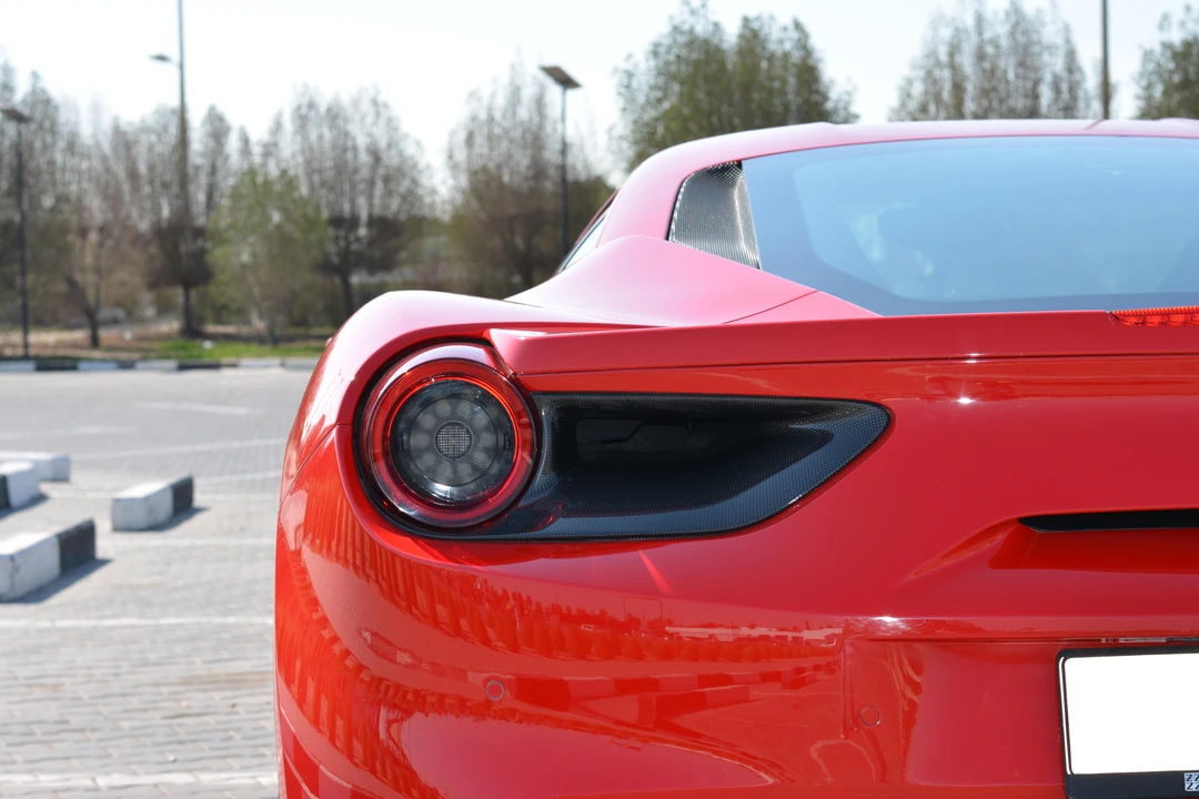 2016 Ferrari 488 GTB - Image 20 of 31