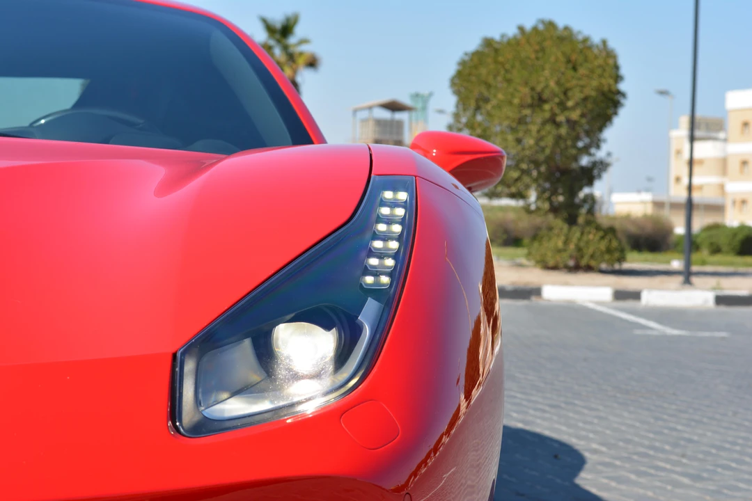 2016 Ferrari 488 GTB - Image 25 of 31