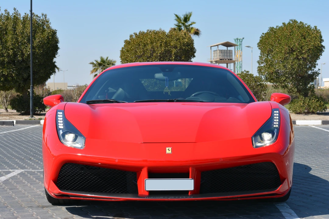 2016 Ferrari 488 GTB - Image 10 of 31