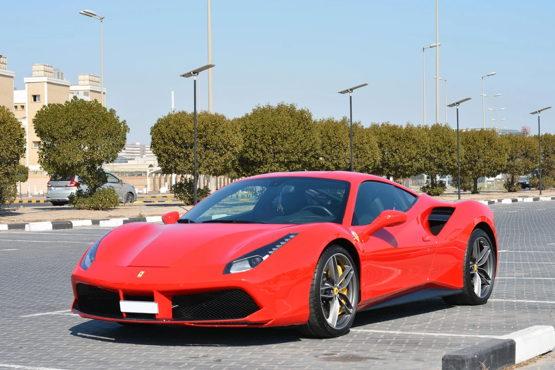 2016 Ferrari 488 GTB - Image 9 of 31