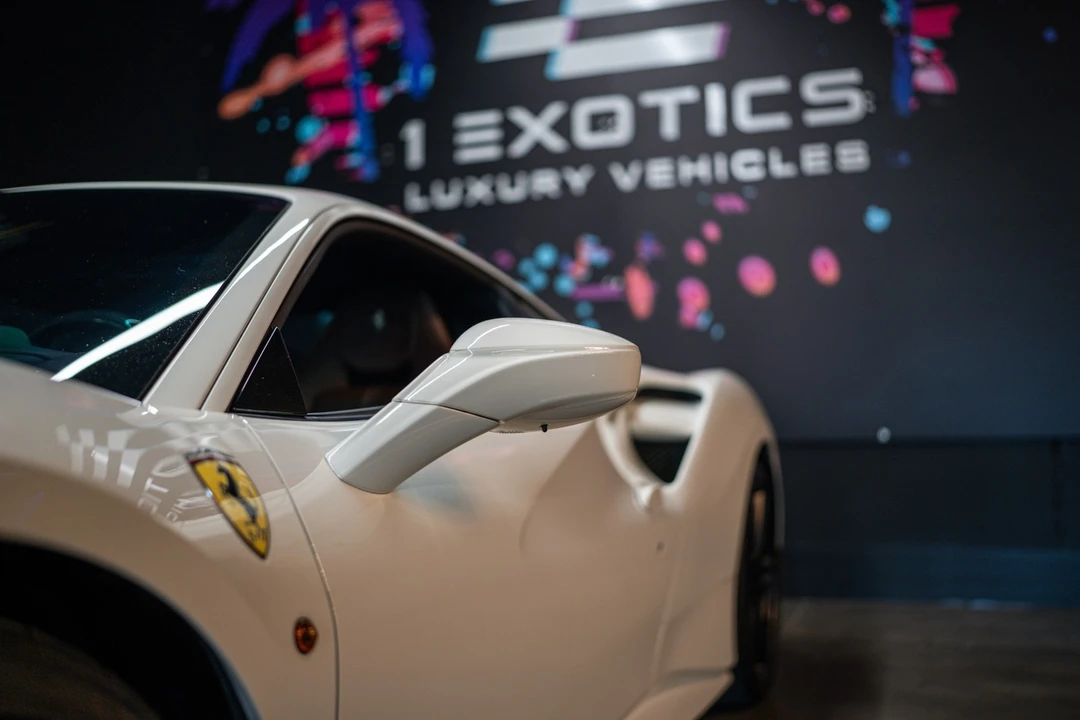 2016 Ferrari 488 GTB - Image 17 of 27