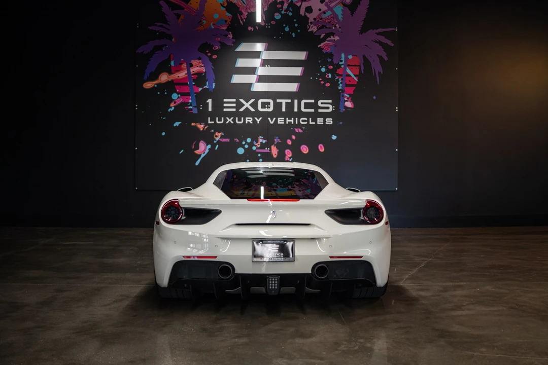 2016 Ferrari 488 GTB - Image 5 of 27