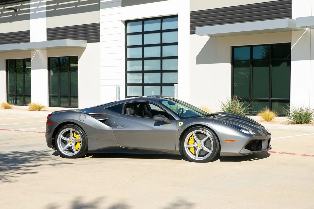2016 Ferrari 488 GTB - Image 16 of 21