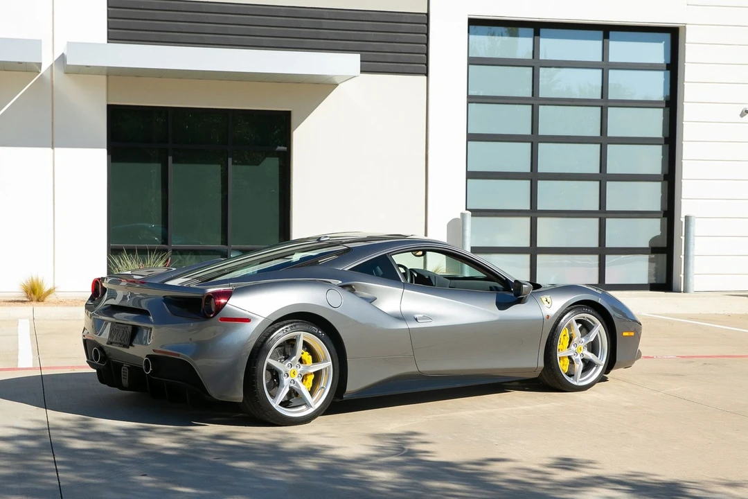2016 Ferrari 488 GTB - Image 13 of 21