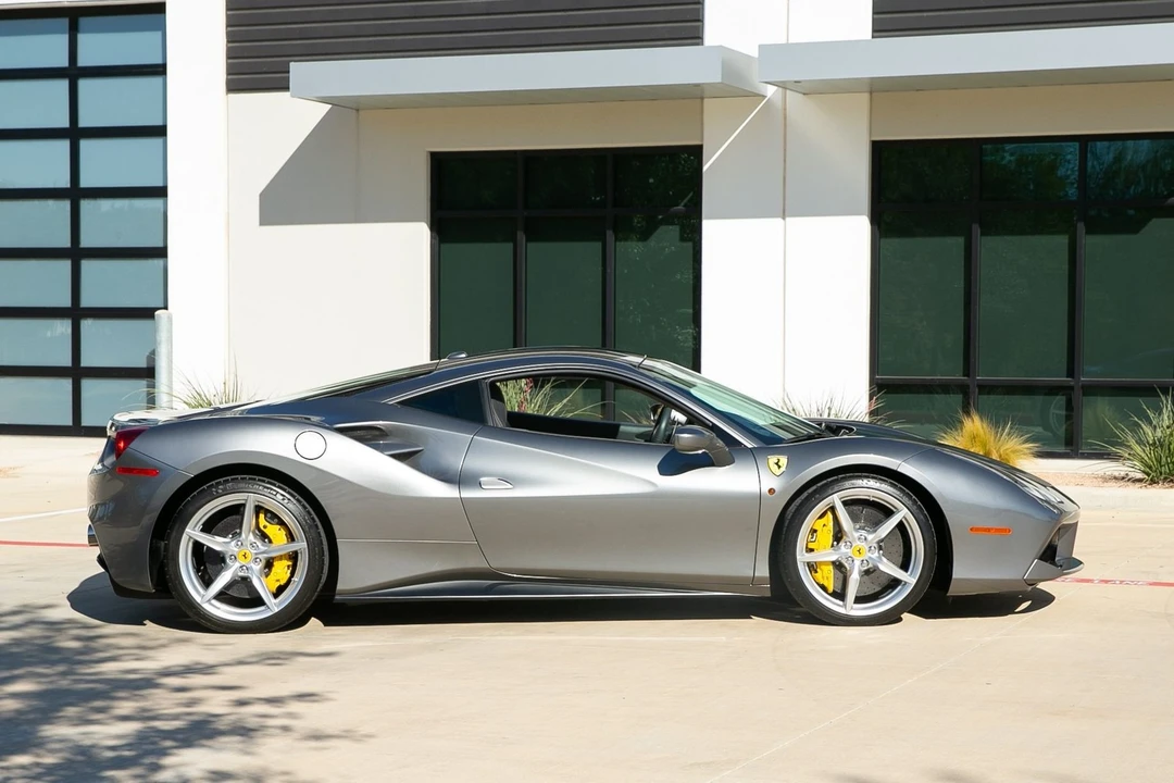 2016 Ferrari 488 GTB - Image 15 of 21