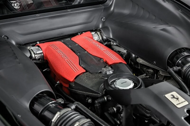 2016 Ferrari 488 GTB - Image 11 of 31