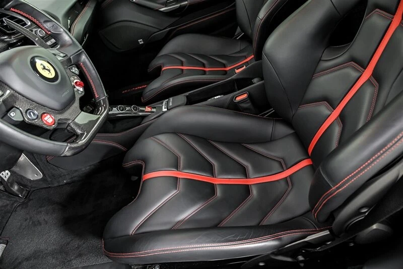 2016 Ferrari 488 GTB - Image 18 of 31