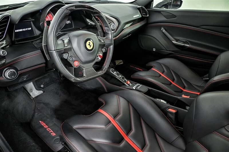 2016 Ferrari 488 GTB - Image 17 of 31