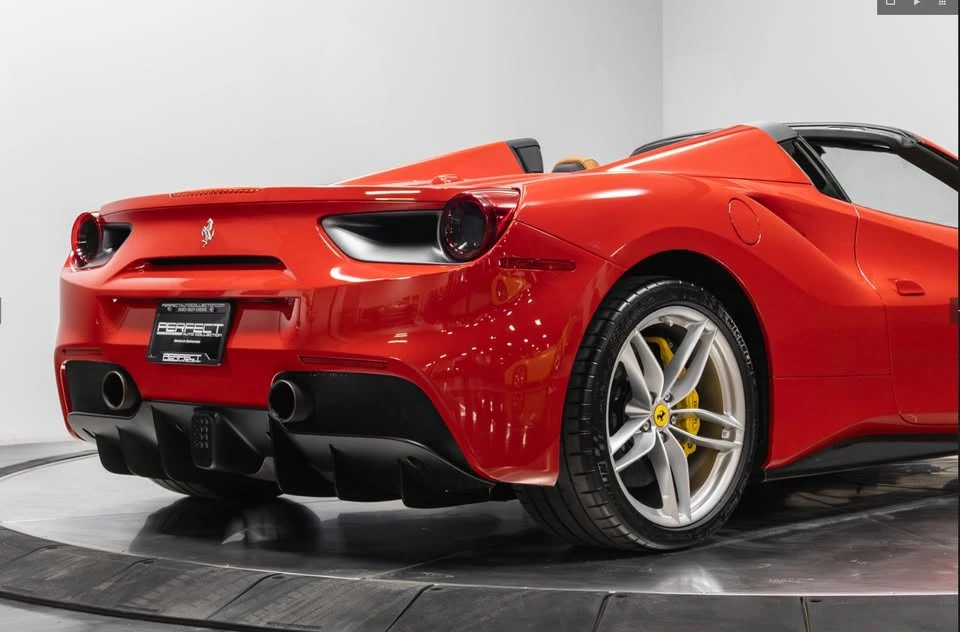 2016 Ferrari 488 Spider - Image 8 of 10