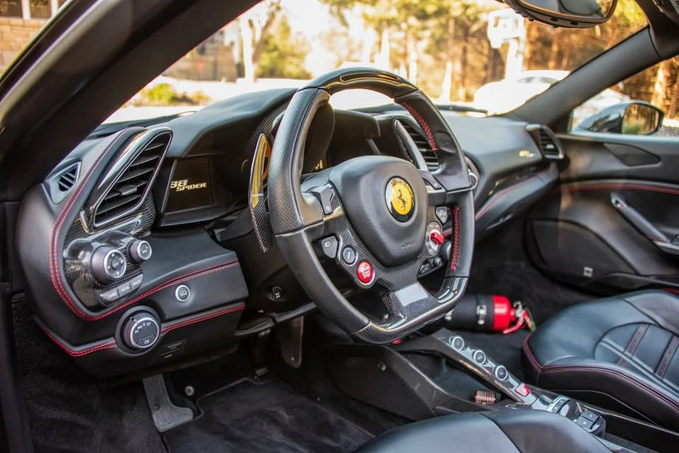 2016 Ferrari 488 Spider - Image 3 of 9
