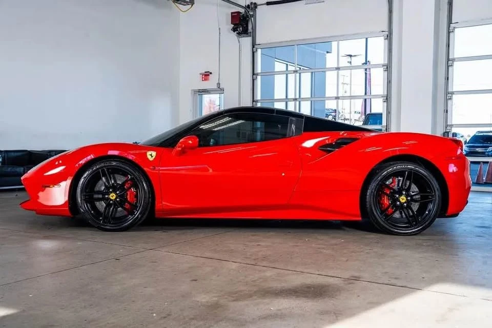 2016 Ferrari 488 Spider - Image 6 of 7