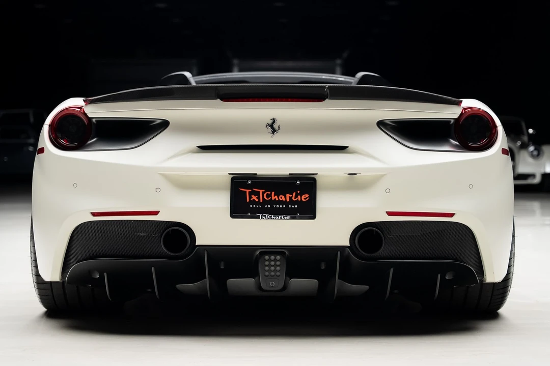 2016 Ferrari 488 Spider - Image 31 of 31