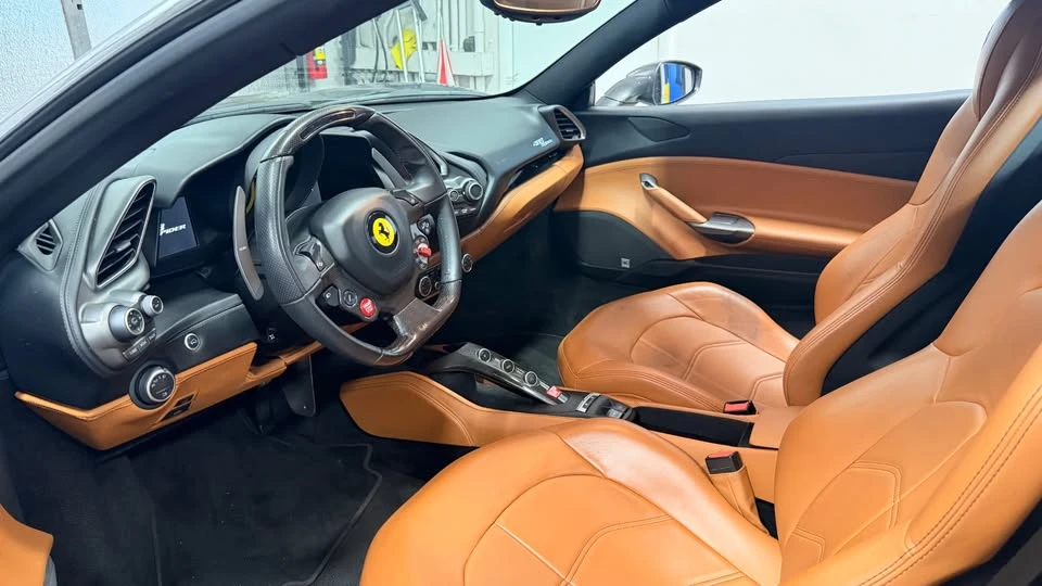 2016 Ferrari 488 Spider - Image 11 of 14