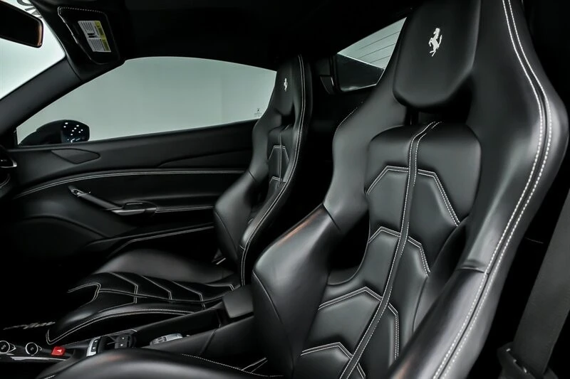 2016 Ferrari 488 Spider - Image 27 of 31