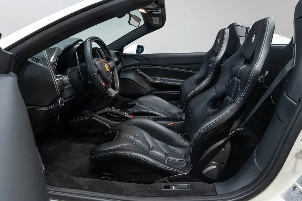 2016 Ferrari 488 Spider - Image 12 of 31