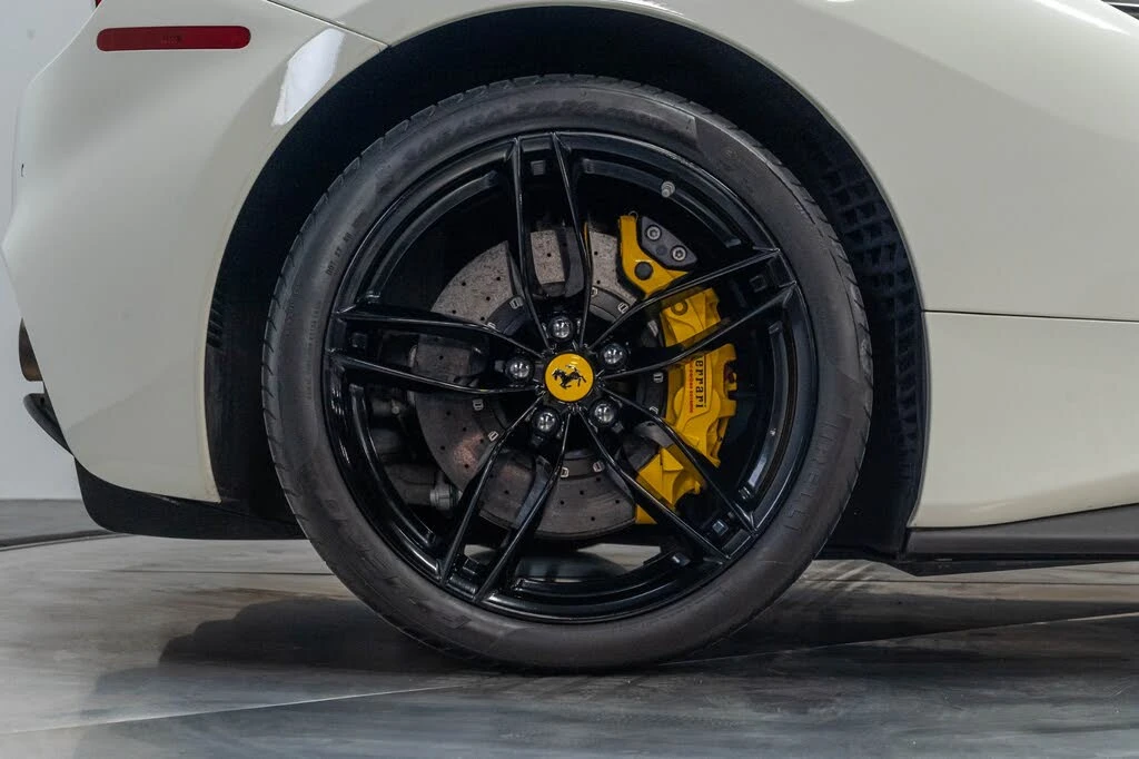 2016 Ferrari 488 Spider - Image 26 of 31