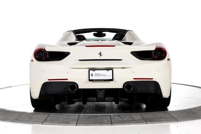 2016 Ferrari 488 Spider - Image 8 of 31