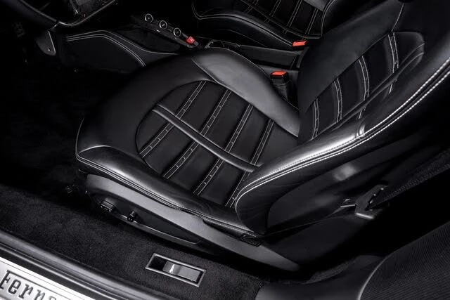 2016 Ferrari 488 Spider - Image 23 of 31