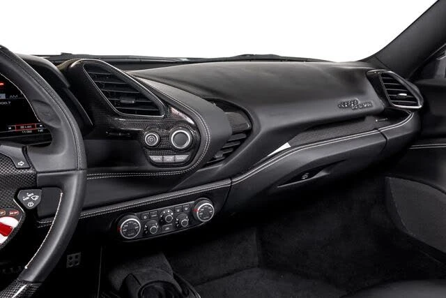 2016 Ferrari 488 Spider - Image 28 of 31