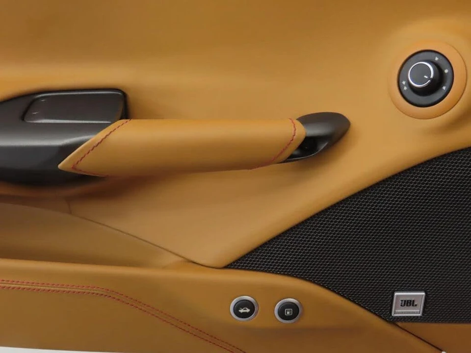 2016 Ferrari 488 Spider - Image 28 of 31