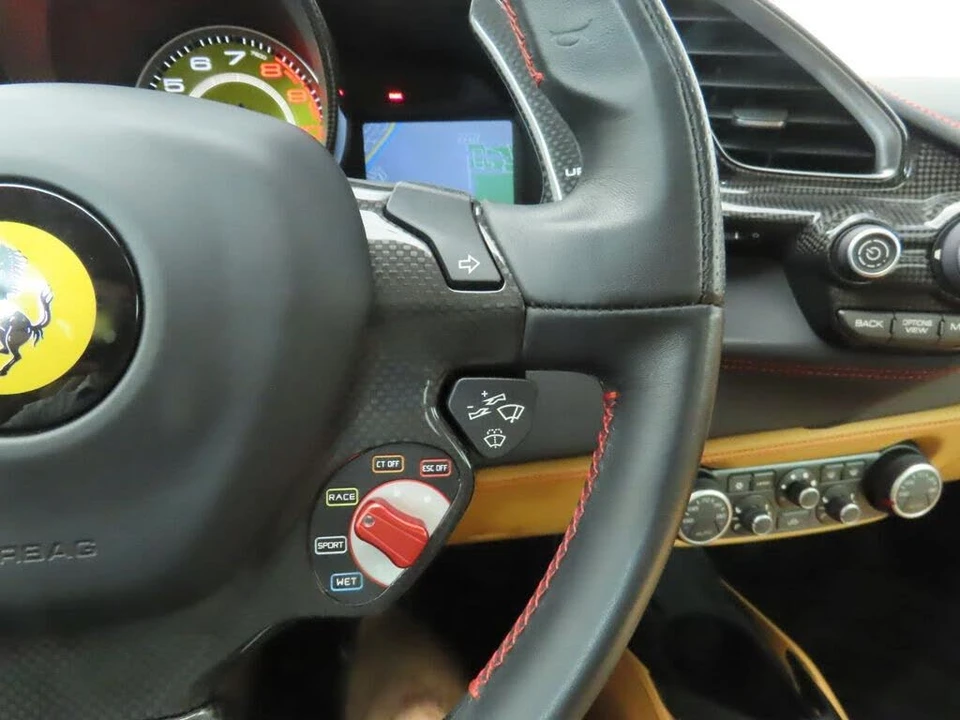 2016 Ferrari 488 Spider - Image 21 of 31