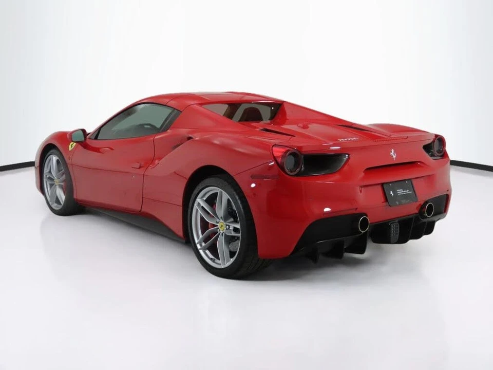 2016 Ferrari 488 Spider - Image 15 of 31