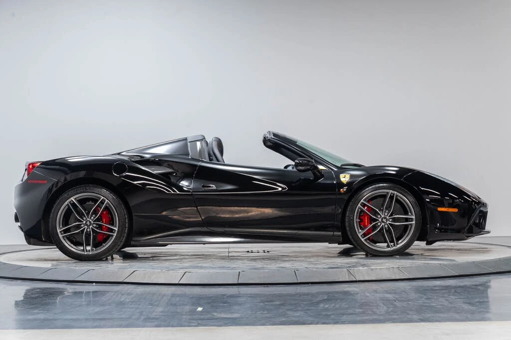 2016 Ferrari 488 Spider - Image 21 of 31