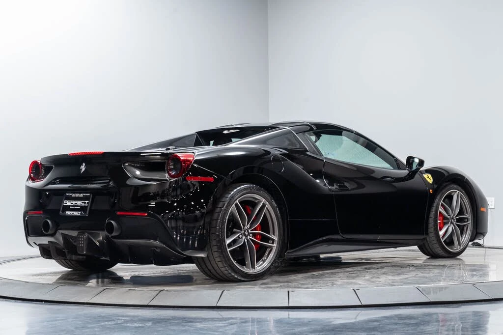 2016 Ferrari 488 Spider - Image 18 of 31