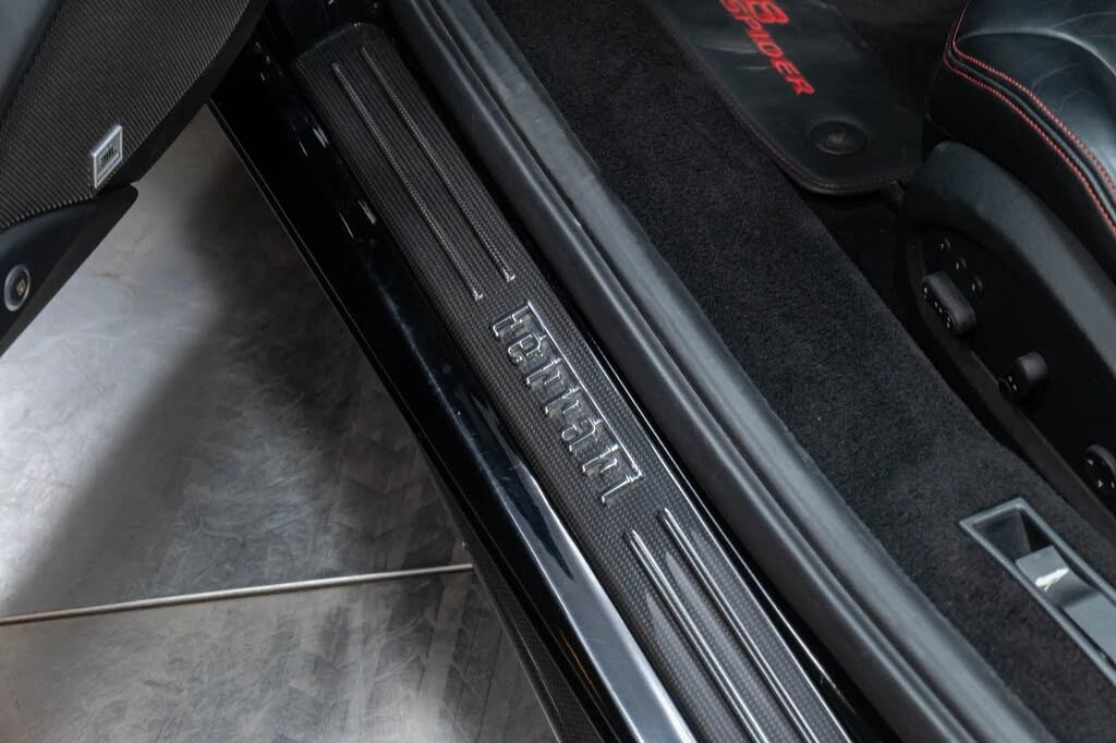 2016 Ferrari 488 Spider - Image 9 of 31