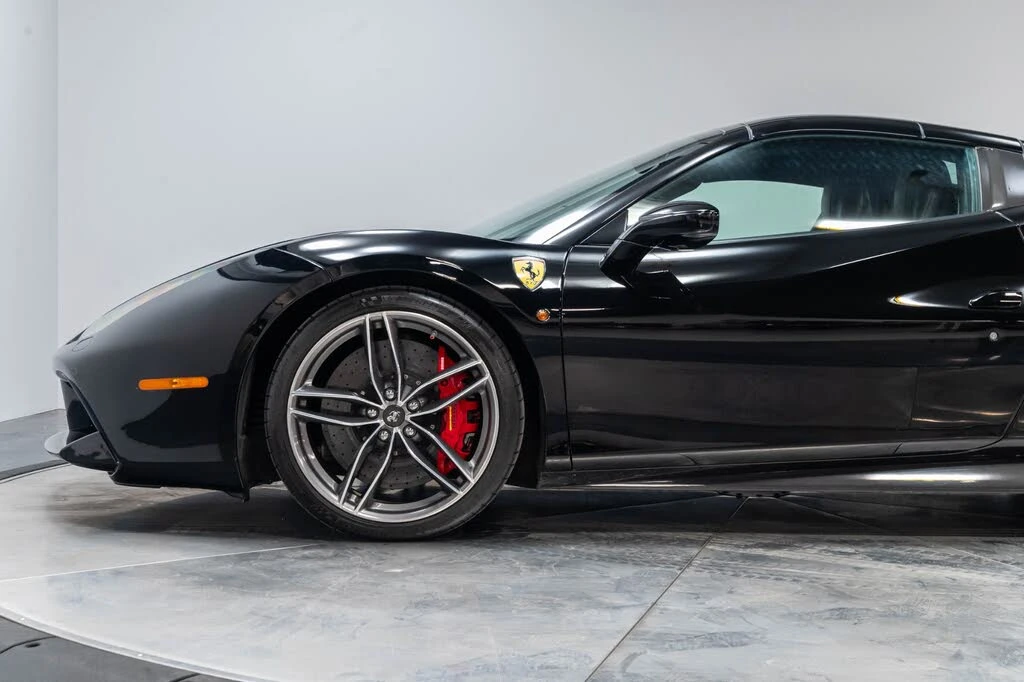 2016 Ferrari 488 Spider - Image 31 of 31