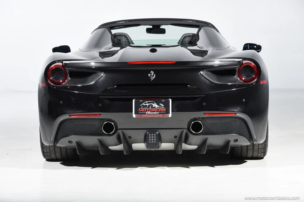 2016 Ferrari 488 Spider - Image 8 of 31