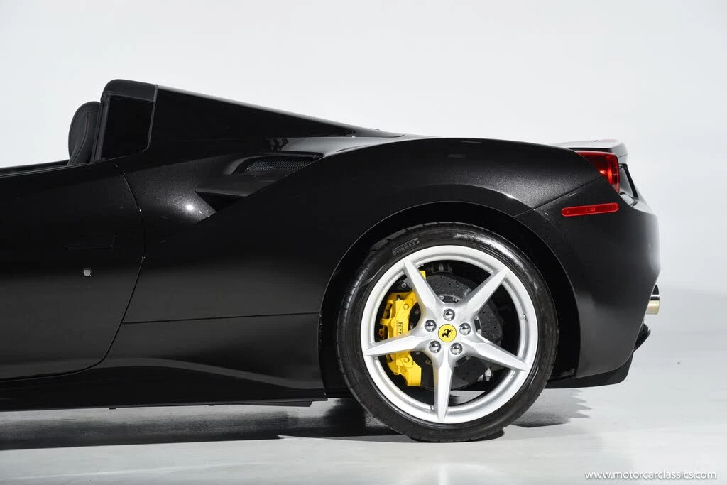 2016 Ferrari 488 Spider - Image 19 of 31