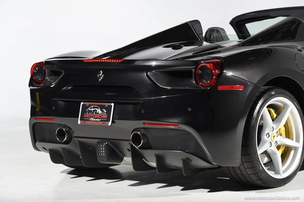 2016 Ferrari 488 Spider - Image 20 of 31