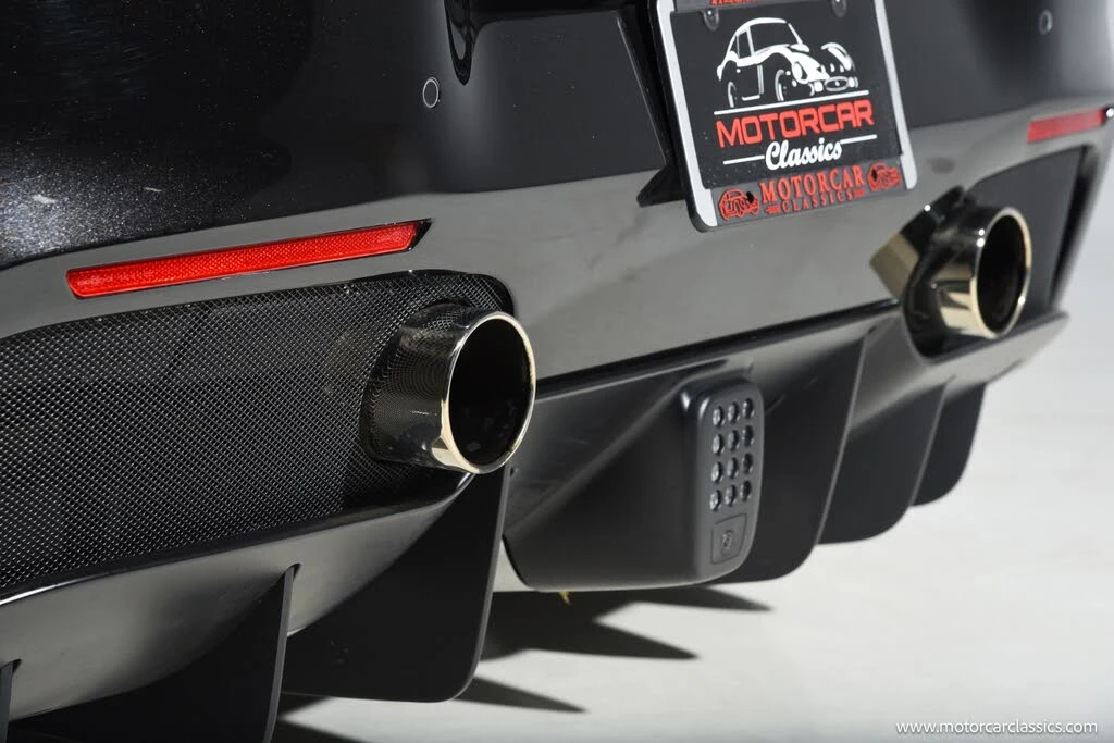 2016 Ferrari 488 Spider - Image 24 of 31