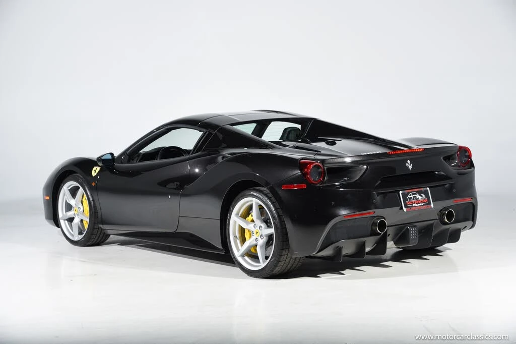 2016 Ferrari 488 Spider - Image 5 of 31