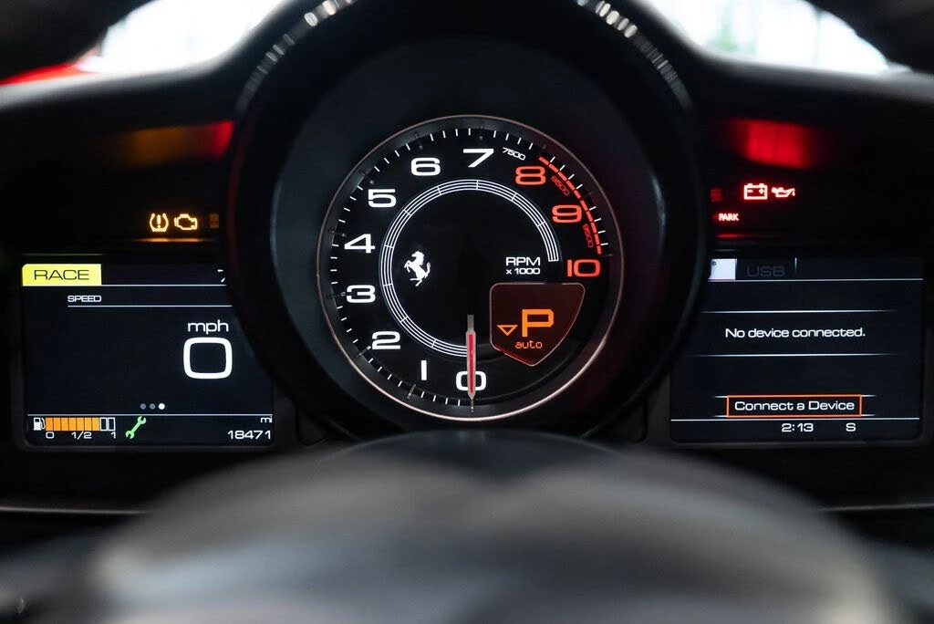 2016 Ferrari 488 Spider - Image 27 of 31