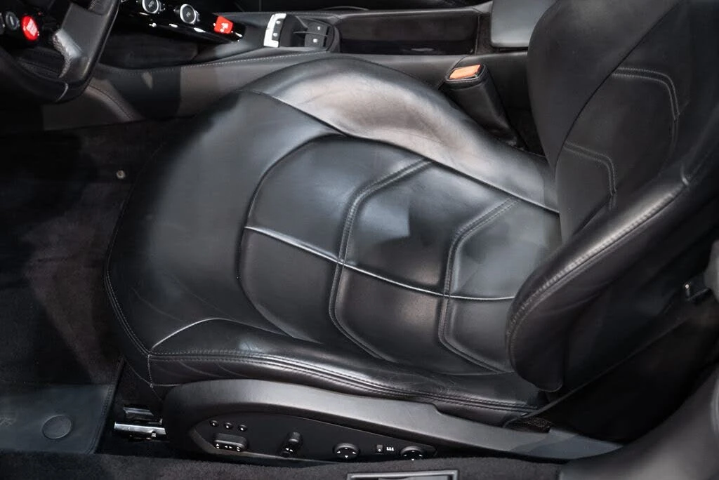 2016 Ferrari 488 Spider - Image 25 of 31