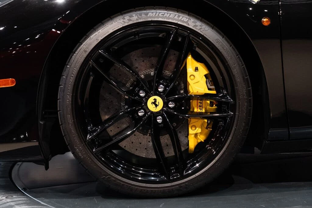 2016 Ferrari 488 Spider - Image 13 of 31