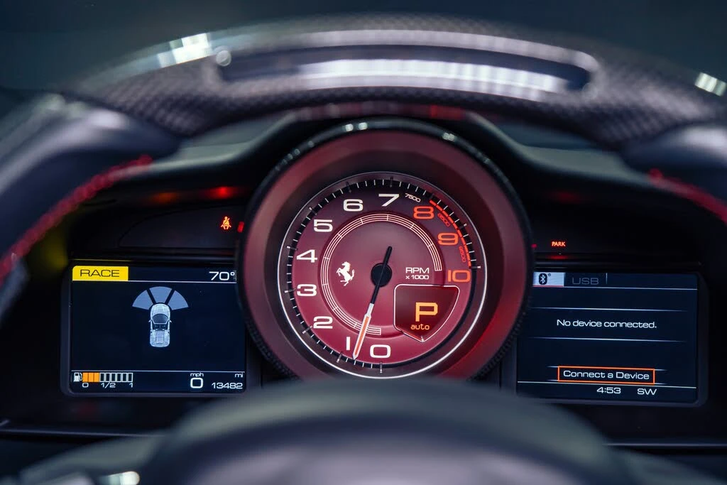 2016 Ferrari 488 Spider - Image 28 of 31