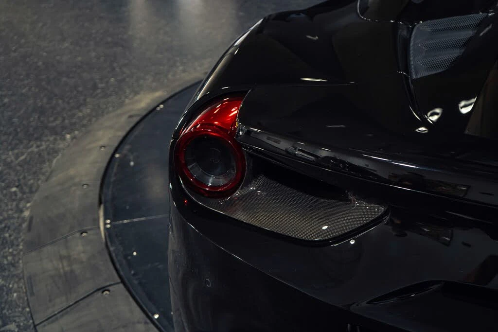 2016 Ferrari 488 Spider - Image 22 of 31