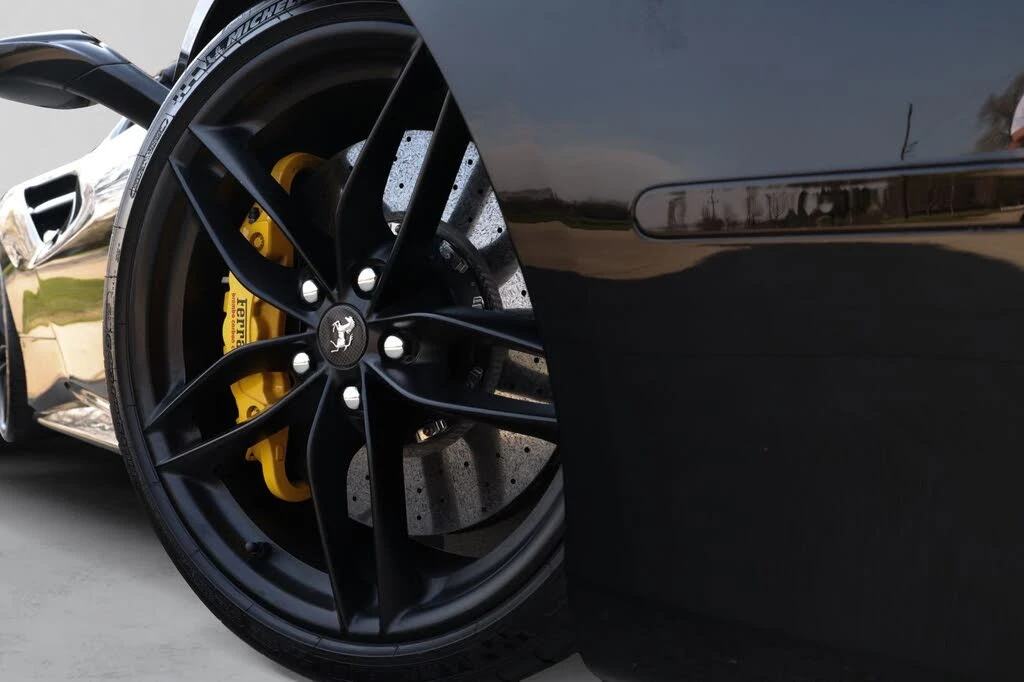 2016 Ferrari 488 Spider - Image 8 of 31