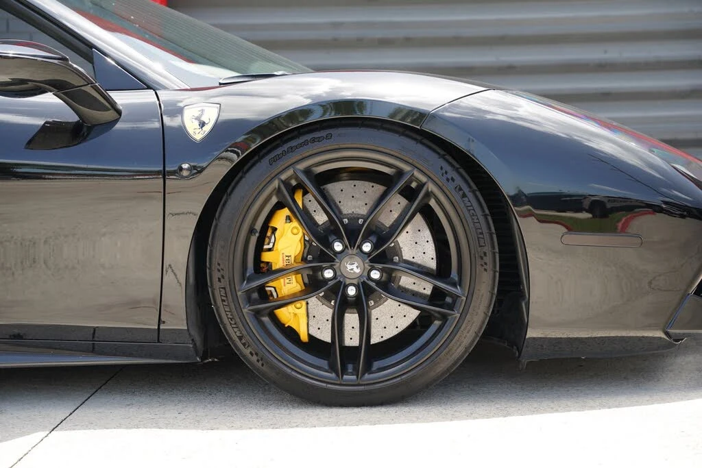 2016 Ferrari 488 Spider - Image 8 of 31