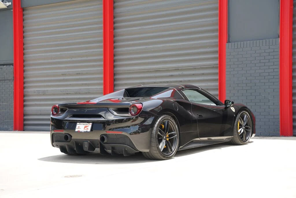 2016 Ferrari 488 Spider - Image 22 of 31