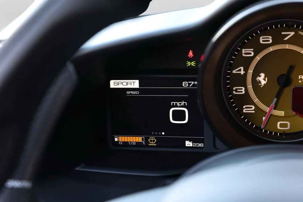 2016 Ferrari 488 Spider - Image 29 of 31
