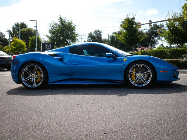 2016 Ferrari 488 Spider - Image 11 of 31