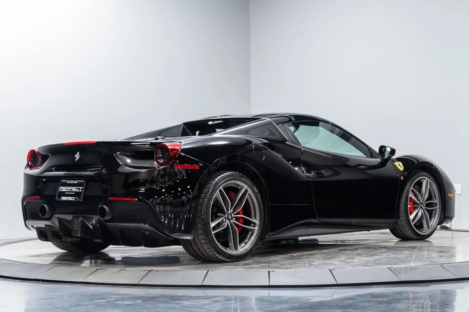 2016 Ferrari 488 Spider - Image 8 of 17
