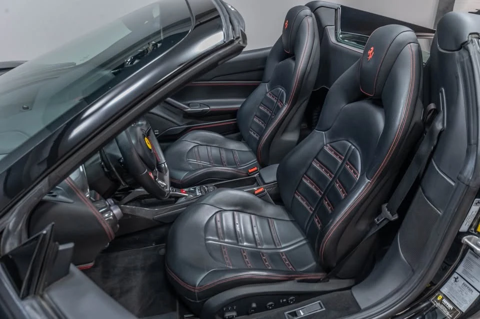 2016 Ferrari 488 Spider - Image 13 of 17