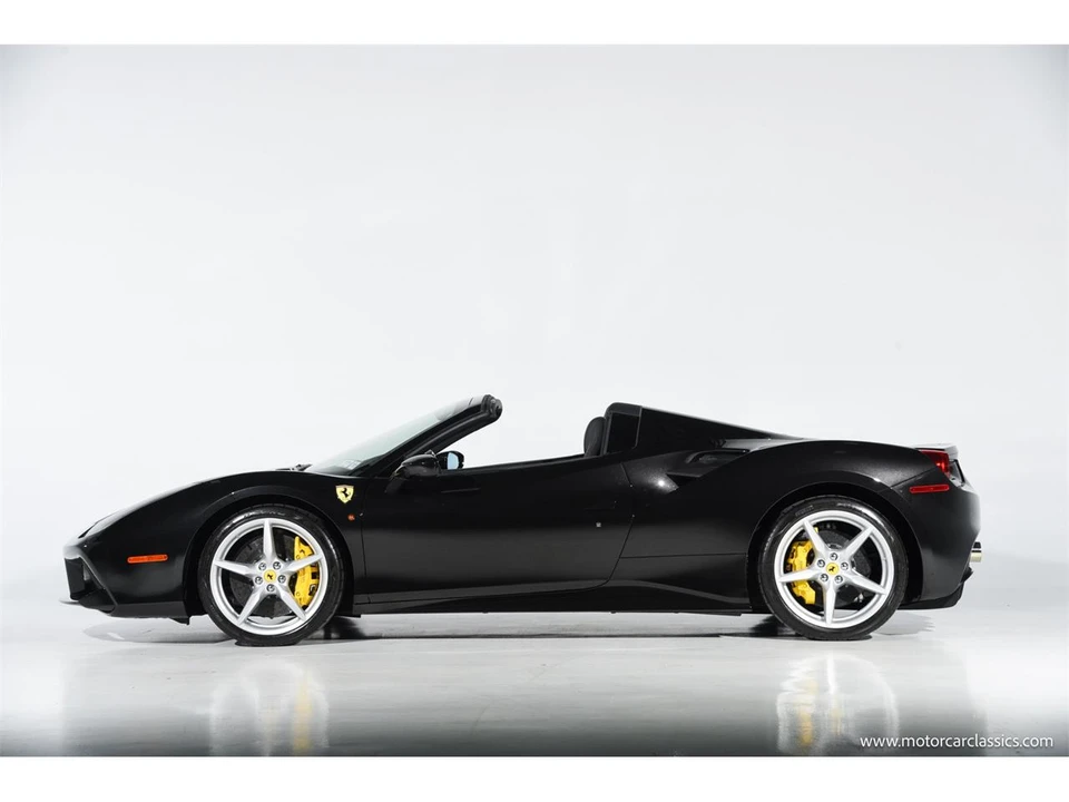2016 Ferrari 488 Spider - Image 11 of 31