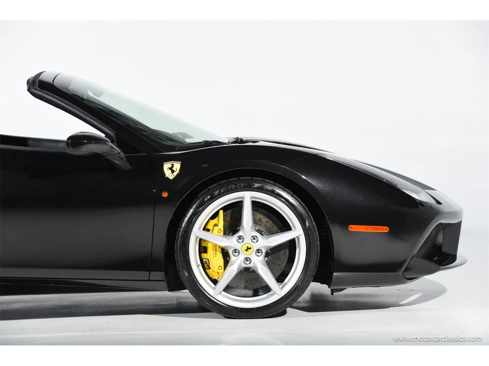2016 Ferrari 488 Spider - Image 25 of 31