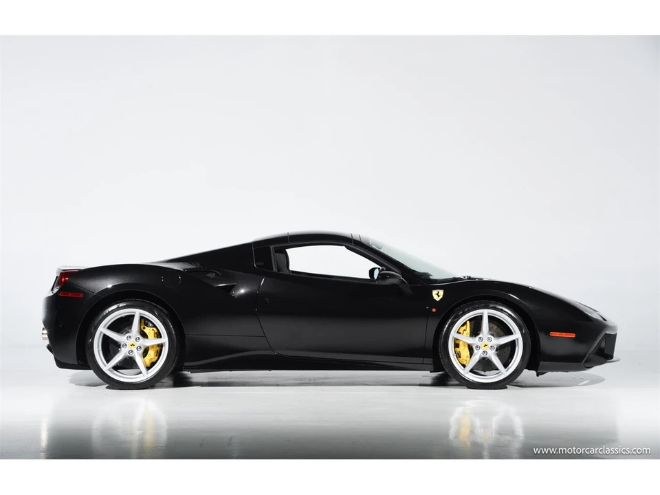 2016 Ferrari 488 Spider - Image 13 of 31